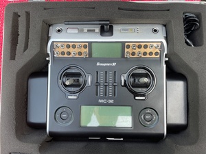 Graupner HOTT MC-32